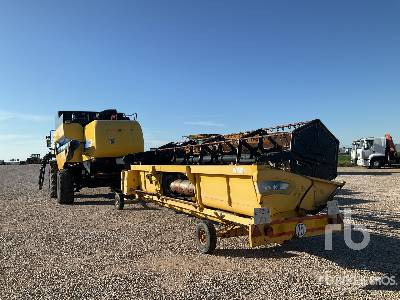 NEW HOLLAND CS6080 4x4 - Θεριζοαλωνιστική μηχανή: φωτογραφία 2 NEW HOLLAND CS6080 4x4 - Θεριζοαλωνιστική μηχανή: φωτογραφία 2