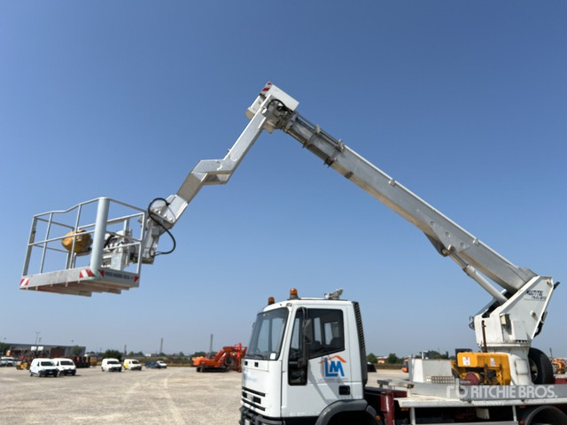 2000 Iveco Eurocargo 130E18 2000 Multitel Pagliero J322.200 ... Bucket Truck - Φορτηγό με εναέρια πλατφόρμα: φωτογραφία 5 2000 Iveco Eurocargo 130E18 2000 Multitel Pagliero J322.200 ... Bucket Truck - Φορτηγό με εναέρια πλατφόρμα: φωτογραφία 5