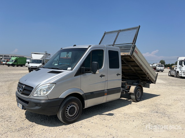 2007 Mercedes SPRINTER 311 CDI Crew Cab Dump Truck: Light Duty - Όχημα με ανατρεπομενη καροτσα: φωτογραφία 2 2007 Mercedes SPRINTER 311 CDI Crew Cab Dump Truck: Light Duty - Όχημα με ανατρεπομενη καροτσα: φωτογραφία 2