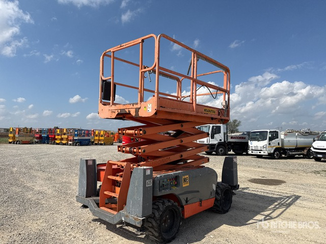 2012 Haulotte Compact12DX Piattaforma aerea verticale - Ψαλιδωτό ανυψωτικό: φωτογραφία 4 2012 Haulotte Compact12DX Piattaforma aerea verticale - Ψαλιδωτό ανυψωτικό: φωτογραφία 4