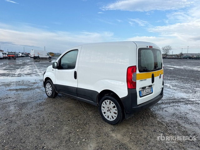 2013 Fiat Fiorino Automobile - Φορτηγό κόφα: φωτογραφία 3 2013 Fiat Fiorino Automobile - Φορτηγό κόφα: φωτογραφία 3