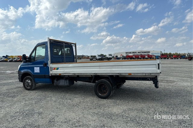 2015 Iveco Daily 35C11 Autocarro cassone fisso - Μικρό φορτηγό με καρότσα: φωτογραφία 1 2015 Iveco Daily 35C11 Autocarro cassone fisso - Μικρό φορτηγό με καρότσα: φωτογραφία 1
