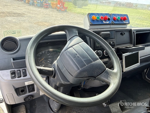 2015 Mitsubishi Fuso Canter 7C15 Van Truck - Απορριμματοφόρο: φωτογραφία 5 2015 Mitsubishi Fuso Canter 7C15 Van Truck - Απορριμματοφόρο: φωτογραφία 5