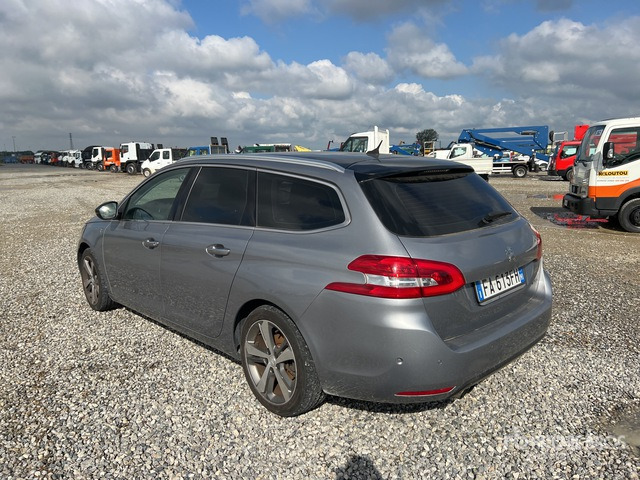2015 Peugeot 308 Automobile - Αυτοκίνητο: φωτογραφία 3 2015 Peugeot 308 Automobile - Αυτοκίνητο: φωτογραφία 3