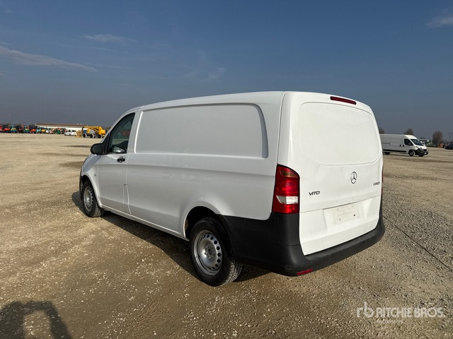 2016 Mercedes-Benz Vito Cargo Van - Φορτηγό κόφα: φωτογραφία 3 2016 Mercedes-Benz Vito Cargo Van - Φορτηγό κόφα: φωτογραφία 3