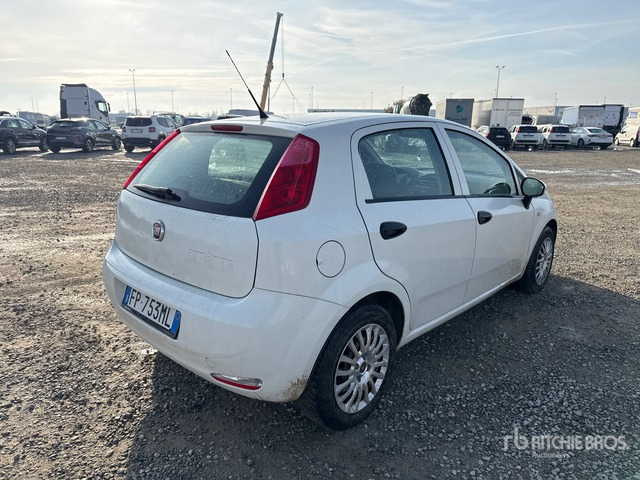 2018 Fiat Grande Punto Van Truck - Αυτοκίνητο: φωτογραφία 3 2018 Fiat Grande Punto Van Truck - Αυτοκίνητο: φωτογραφία 3