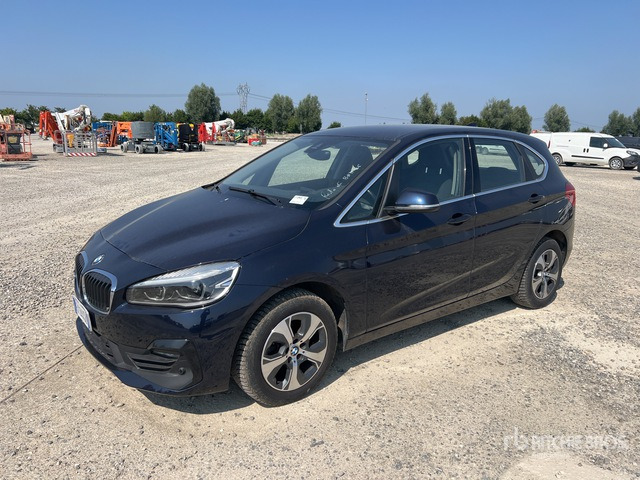 2019 BMW 216D ACTIVE TOURER 216D BUSINESS Automobile - Αυτοκίνητο: φωτογραφία 2 2019 BMW 216D ACTIVE TOURER 216D BUSINESS Automobile - Αυτοκίνητο: φωτογραφία 2