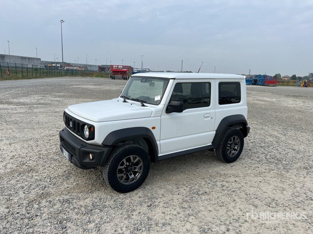 2019 Suzuki Jimny 1.5 Top 4wd allgrip 75KW/102CV SUV - SUV: φωτογραφία 2 2019 Suzuki Jimny 1.5 Top 4wd allgrip 75KW/102CV SUV - SUV: φωτογραφία 2