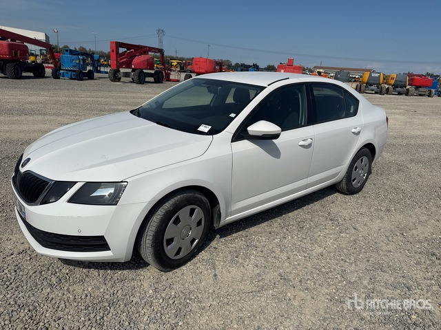 2020 Skoda Octavia Automobile - Αυτοκίνητο: φωτογραφία 1 2020 Skoda Octavia Automobile - Αυτοκίνητο: φωτογραφία 1