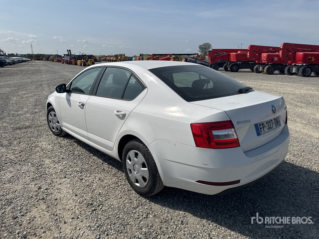 2020 Skoda Octavia Autovettura - Αυτοκίνητο: φωτογραφία 4 2020 Skoda Octavia Autovettura - Αυτοκίνητο: φωτογραφία 4