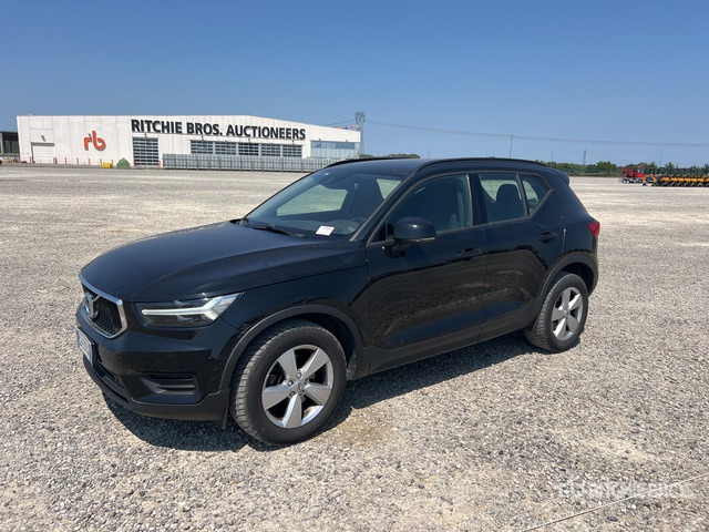 2020 Volvo XC40 D3 SUV - SUV: φωτογραφία 2 2020 Volvo XC40 D3 SUV - SUV: φωτογραφία 2