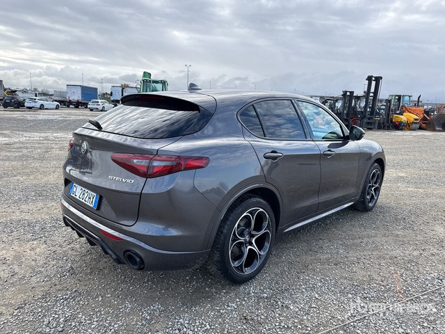 2022 Alfa Romeo Stelvio 2.2 TD Veloce Q4 154KW/210CV SUV - SUV: φωτογραφία 3 2022 Alfa Romeo Stelvio 2.2 TD Veloce Q4 154KW/210CV SUV - SUV: φωτογραφία 3