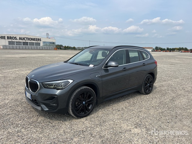 2022 BMW X1 Hybrid xDrive 25e Automobile - Αυτοκίνητο: φωτογραφία 2 2022 BMW X1 Hybrid xDrive 25e Automobile - Αυτοκίνητο: φωτογραφία 2
