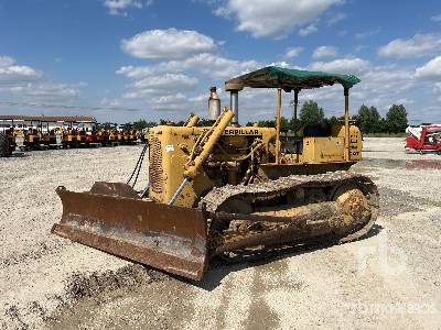 CAT D4D - Μπουλντόζα: φωτογραφία 1 CAT D4D - Μπουλντόζα: φωτογραφία 1