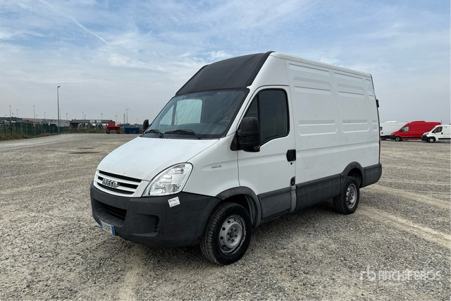 Iveco Daily 29L12 Autocarro furgonato - Βαν: φωτογραφία 3 Iveco Daily 29L12 Autocarro furgonato - Βαν: φωτογραφία 3