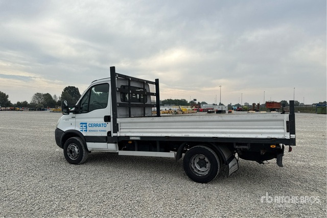 Iveco Daily 65C15 Autocarro cassone fisso - Μικρό φορτηγό με καρότσα: φωτογραφία 2 Iveco Daily 65C15 Autocarro cassone fisso - Μικρό φορτηγό με καρότσα: φωτογραφία 2