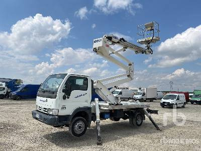 NISSAN CABSTAR 35.10 2005 Isoli PNT205 20 m on - Φορτηγό με εναέρια πλατφόρμα: φωτογραφία 1 NISSAN CABSTAR 35.10 2005 Isoli PNT205 20 m on - Φορτηγό με εναέρια πλατφόρμα: φωτογραφία 1