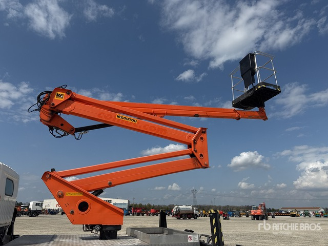 Nissan Cabstar 35.12 Piattaforma autocarrata - Φορτηγό με εναέρια πλατφόρμα: φωτογραφία 5 Nissan Cabstar 35.12 Piattaforma autocarrata - Φορτηγό με εναέρια πλατφόρμα: φωτογραφία 5