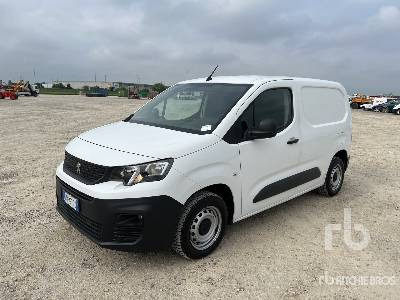 PEUGEOT PARTNER L1 BLUEHDI 100CV PREMIUM - Φορτηγό κόφα: φωτογραφία 1 PEUGEOT PARTNER L1 BLUEHDI 100CV PREMIUM - Φορτηγό κόφα: φωτογραφία 1