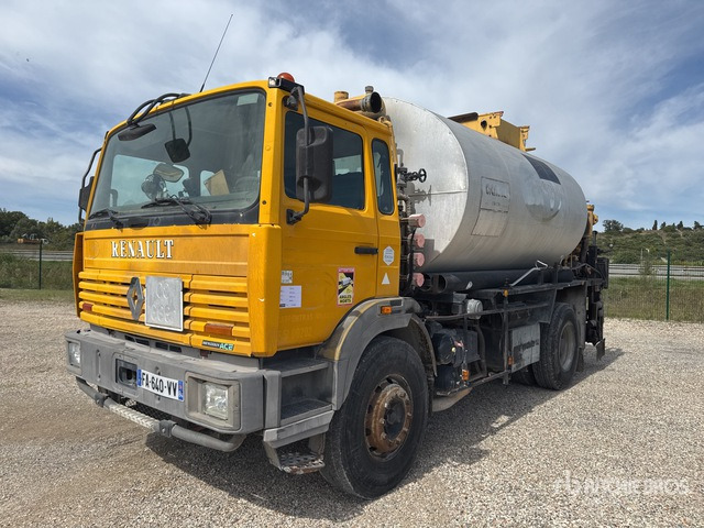 1995 Renault 1995 Acmar on 4x2 Crew Cab Repa ... Asphalt Distributor Truck - Ασφαλτοδιανομέας: φωτογραφία 2 1995 Renault 1995 Acmar on 4x2 Crew Cab Repa ... Asphalt Distributor Truck - Ασφαλτοδιανομέας: φωτογραφία 2