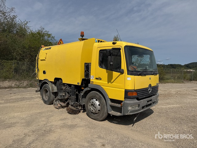 2002 Mercedes-Benz Atego 2001 Faun VIAJET 6 R/L on Balayeuse Sweeper Truck - Σάρωθρο δρόμων: φωτογραφία 1 2002 Mercedes-Benz Atego 2001 Faun VIAJET 6 R/L on Balayeuse Sweeper Truck - Σάρωθρο δρόμων: φωτογραφία 1