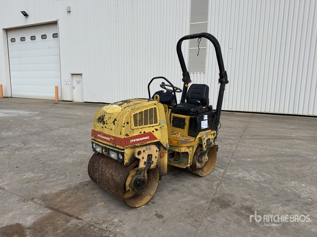 2008 Dynapac CC900 Compacteur Vibrant Tandem Double Drum Roller - Ασφαλτικός οδοστρωτήρας: φωτογραφία 1 2008 Dynapac CC900 Compacteur Vibrant Tandem Double Drum Roller - Ασφαλτικός οδοστρωτήρας: φωτογραφία 1