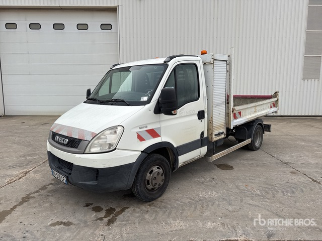 2010 Iveco 35C13 Camion Benne Dump Truck: Light Duty - Όχημα με ανατρεπομενη καροτσα: φωτογραφία 2 2010 Iveco 35C13 Camion Benne Dump Truck: Light Duty - Όχημα με ανατρεπομενη καροτσα: φωτογραφία 2