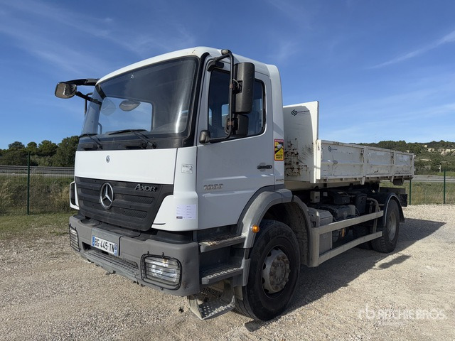 2011 Mercedes-Benz Axor 1833 Camion Amplirol Roll-Off Truck - Φορτηγό φόρτωσης γάντζου: φωτογραφία 1 2011 Mercedes-Benz Axor 1833 Camion Amplirol Roll-Off Truck - Φορτηγό φόρτωσης γάντζου: φωτογραφία 1