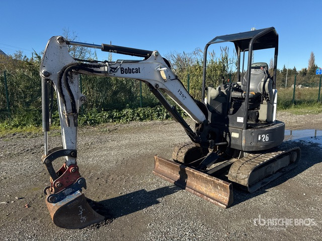 2015 Bobcat E26 E M Mini-Pelle Mini Excavator: <6.6t - Μίνι εκσκαφέας: φωτογραφία 1 2015 Bobcat E26 E M Mini-Pelle Mini Excavator: <6.6t - Μίνι εκσκαφέας: φωτογραφία 1