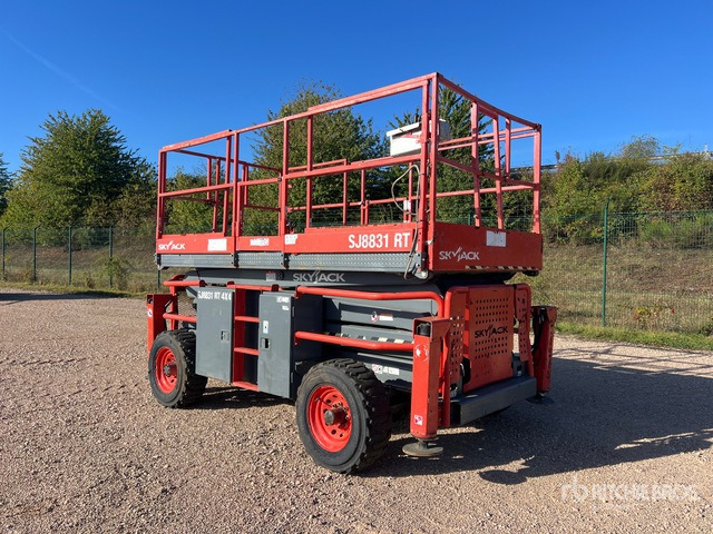 2017 Skyjack SJ8831 4x4 Nacelle Ciseaux 12 m (Inope ... Scissor Lift - Ψαλιδωτό ανυψωτικό: φωτογραφία 3 2017 Skyjack SJ8831 4x4 Nacelle Ciseaux 12 m (Inope ... Scissor Lift - Ψαλιδωτό ανυψωτικό: φωτογραφία 3