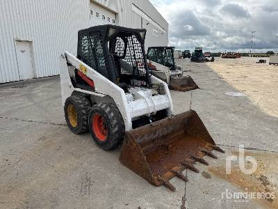 BOBCAT S130 Chargeuse Compacte - Φορτωτής πλάγιας ολίσθησης: φωτογραφία 4 BOBCAT S130 Chargeuse Compacte - Φορτωτής πλάγιας ολίσθησης: φωτογραφία 4