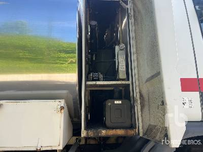 Ασφαλτοδιανομέας RENAULT PREMIUM LANDER 2010 SECMAIR SERVIROUTE 9000 L ...: φωτογραφία 48