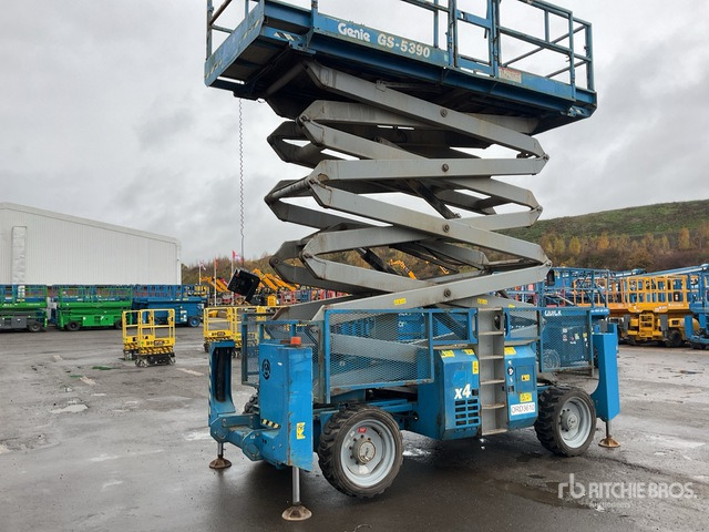 2010 Genie GS-5390 4x4 Diesel Scissor Lift - Ψαλιδωτό ανυψωτικό: φωτογραφία 5 2010 Genie GS-5390 4x4 Diesel Scissor Lift - Ψαλιδωτό ανυψωτικό: φωτογραφία 5
