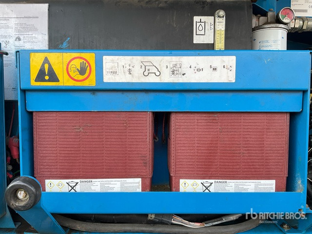 2010 Genie Z135/70 4WD Diesel Articulating Boom Lift - Καλαθοφόρο ανυψωτικό: φωτογραφία 5 2010 Genie Z135/70 4WD Diesel Articulating Boom Lift - Καλαθοφόρο ανυψωτικό: φωτογραφία 5