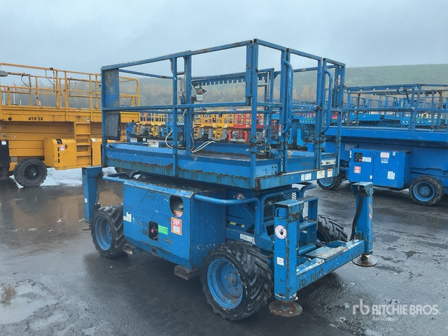 2012 Skyjack SJ6826 RT 4x4 Diesel Scissor Lift - Ψαλιδωτό ανυψωτικό: φωτογραφία 3 2012 Skyjack SJ6826 RT 4x4 Diesel Scissor Lift - Ψαλιδωτό ανυψωτικό: φωτογραφία 3