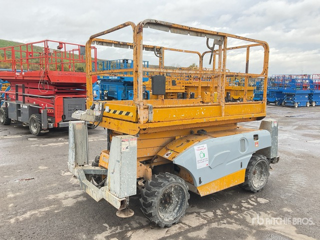 2014 Haulotte Compact 10DX 4x4 Diesel Scissor Lift - Ψαλιδωτό ανυψωτικό: φωτογραφία 1 2014 Haulotte Compact 10DX 4x4 Diesel Scissor Lift - Ψαλιδωτό ανυψωτικό: φωτογραφία 1