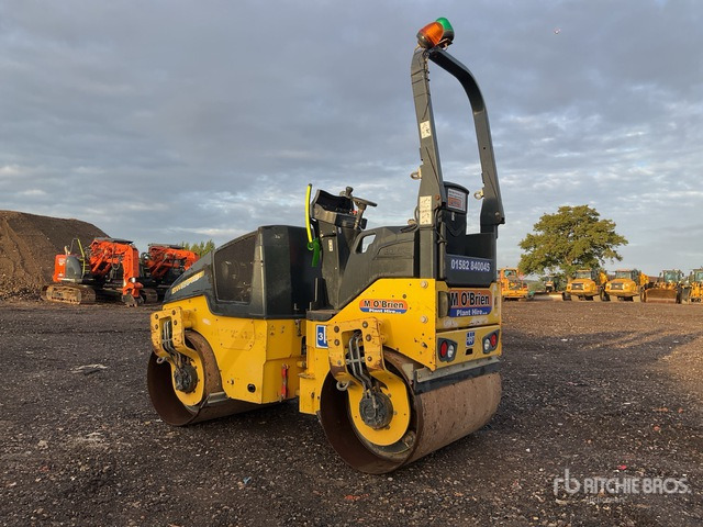 2015 Bomag 120AD-5 Double Drum Roller - Οδοστρωτήρας: φωτογραφία 4 2015 Bomag 120AD-5 Double Drum Roller - Οδοστρωτήρας: φωτογραφία 4