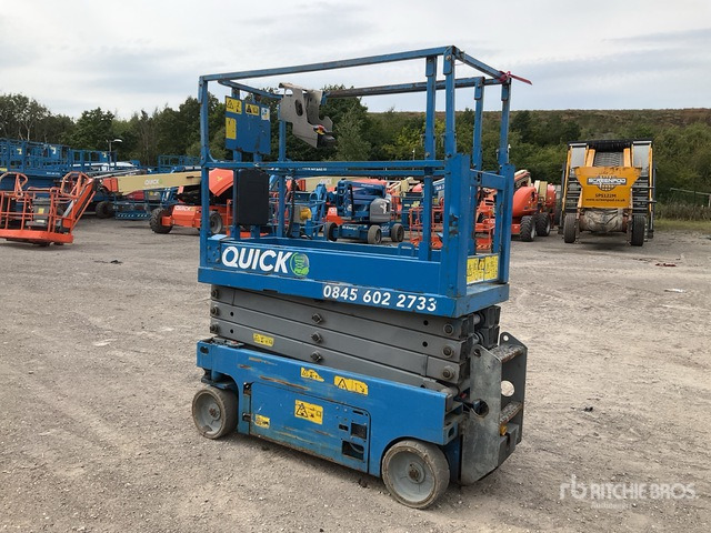 2015 Genie GS1932 Electric Scissor Lift - Ψαλιδωτό ανυψωτικό: φωτογραφία 4 2015 Genie GS1932 Electric Scissor Lift - Ψαλιδωτό ανυψωτικό: φωτογραφία 4