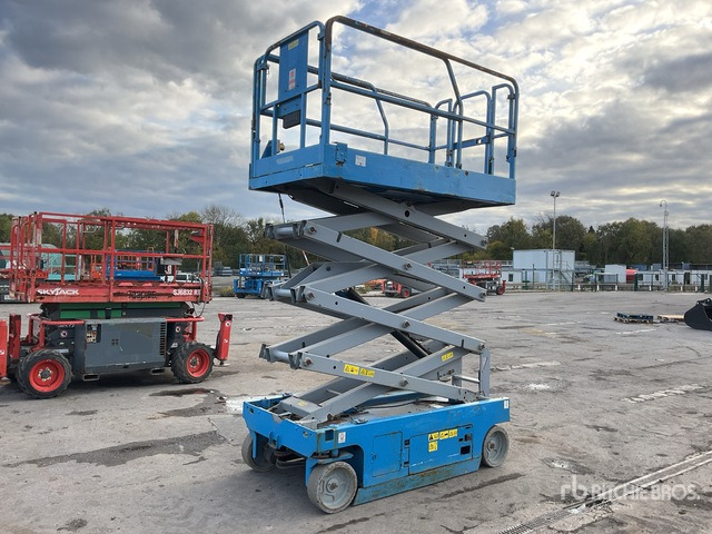 2015 Genie GS2646 Electric Scissor Lift - Ψαλιδωτό ανυψωτικό: φωτογραφία 2 2015 Genie GS2646 Electric Scissor Lift - Ψαλιδωτό ανυψωτικό: φωτογραφία 2