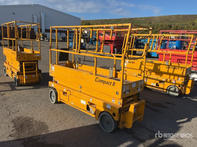 2015 Haulotte COMPACT8 Electric Scissor Lift - Ψαλιδωτό ανυψωτικό: φωτογραφία 3 2015 Haulotte COMPACT8 Electric Scissor Lift - Ψαλιδωτό ανυψωτικό: φωτογραφία 3