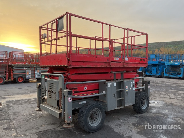 2015 Skyjack SJ8841 4x4 Diesel Scissor Lift - Ψαλιδωτό ανυψωτικό: φωτογραφία 4 2015 Skyjack SJ8841 4x4 Diesel Scissor Lift - Ψαλιδωτό ανυψωτικό: φωτογραφία 4