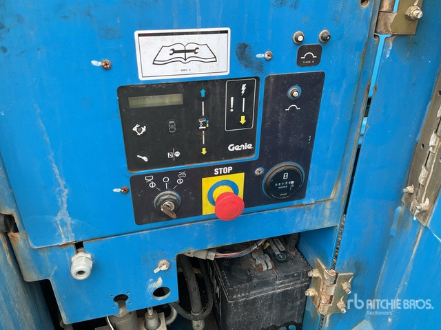 2016 Genie GS5390 4x4 Diesel Scissor Lift - Ψαλιδωτό ανυψωτικό: φωτογραφία 5 2016 Genie GS5390 4x4 Diesel Scissor Lift - Ψαλιδωτό ανυψωτικό: φωτογραφία 5