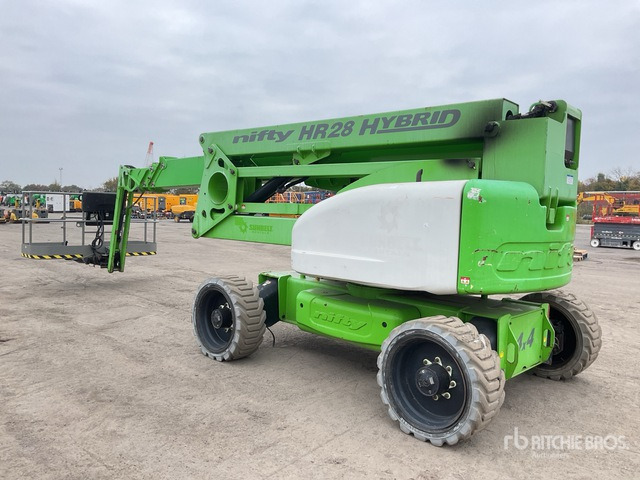 2016 Nifty-Lift HR28 2016 Nifty-Lift HR28 Articulating Boom Lift Articulating Boom Lift - Καλαθοφόρο ανυψωτικό: φωτογραφία 4 2016 Nifty-Lift HR28 2016 Nifty-Lift HR28 Articulating Boom Lift Articulating Boom Lift - Καλαθοφόρο ανυψωτικό: φωτογραφία 4