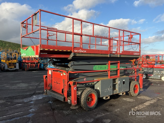 2017 Skyjack SJ9250 4x4 Diesel Scissor Lift - Ψαλιδωτό ανυψωτικό: φωτογραφία 1 2017 Skyjack SJ9250 4x4 Diesel Scissor Lift - Ψαλιδωτό ανυψωτικό: φωτογραφία 1