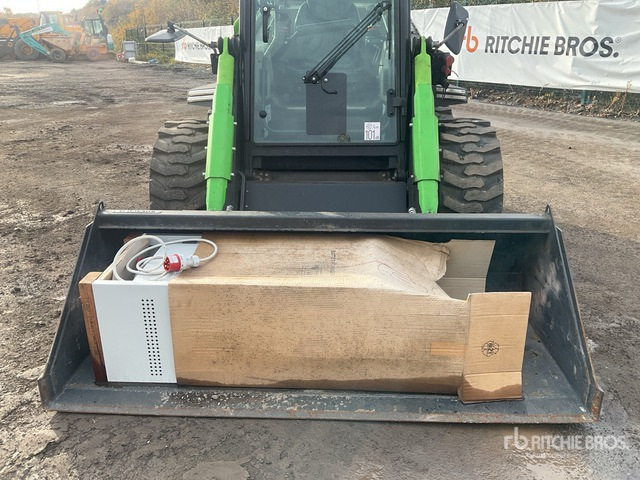 2020 Kovaco Elise 900 Electric Skid Steer Loader - Φορτωτής πλάγιας ολίσθησης: φωτογραφία 4 2020 Kovaco Elise 900 Electric Skid Steer Loader - Φορτωτής πλάγιας ολίσθησης: φωτογραφία 4