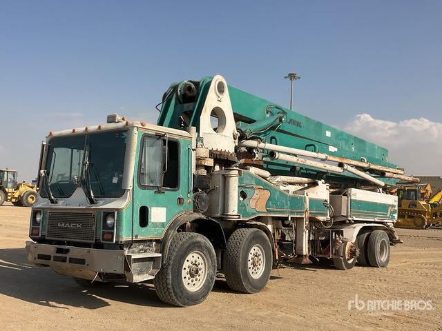 1997 Mack MR688S 1997 Schwing KVM 42/38 42 m on 8x4 Concrete Pump Truck - Αντλία σκυροδέματος: φωτογραφία 1 1997 Mack MR688S 1997 Schwing KVM 42/38 42 m on 8x4 Concrete Pump Truck - Αντλία σκυροδέματος: φωτογραφία 1