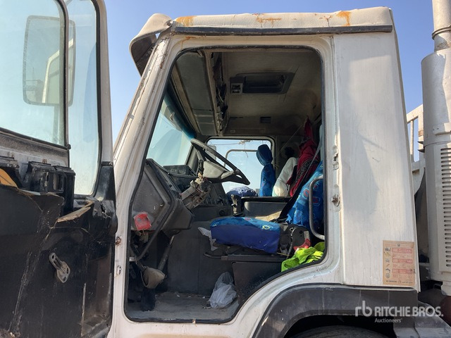 1997 Volvo FH 8x4 Twin-Steer Flatbed Truck - Φορτηγό με ανοιχτή καρότσα: φωτογραφία 5 1997 Volvo FH 8x4 Twin-Steer Flatbed Truck - Φορτηγό με ανοιχτή καρότσα: φωτογραφία 5