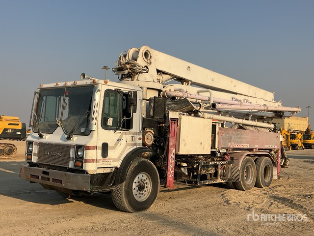 1999 Mack MR688S 1999 Schwing 32/28 XL 32 m on 6x4 Concrete Pump Truck - Αντλία σκυροδέματος: φωτογραφία 1 1999 Mack MR688S 1999 Schwing 32/28 XL 32 m on 6x4 Concrete Pump Truck - Αντλία σκυροδέματος: φωτογραφία 1