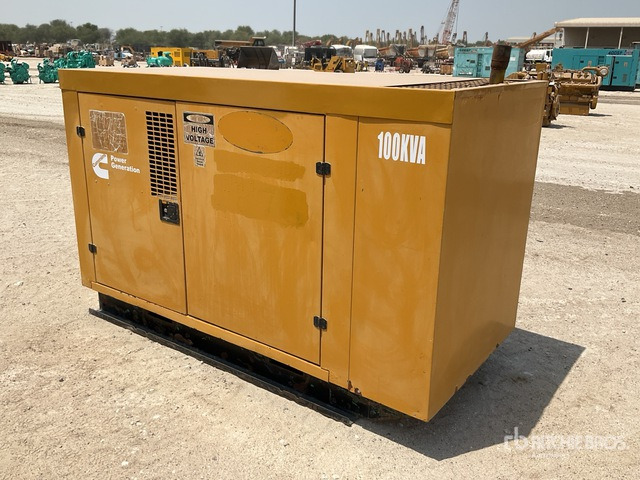 2005 Cummins 100 kVA Skid-Mounted Generator Set - Βιομηχανική γεννήτρια: φωτογραφία 4 2005 Cummins 100 kVA Skid-Mounted Generator Set - Βιομηχανική γεννήτρια: φωτογραφία 4