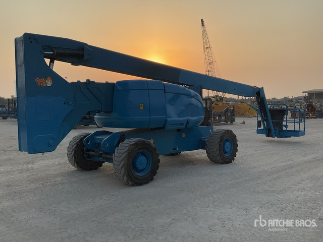 2005 JLG 800AJ 4WD Diesel Articulating Boom Lift - Καλαθοφόρο ανυψωτικό: φωτογραφία 4 2005 JLG 800AJ 4WD Diesel Articulating Boom Lift - Καλαθοφόρο ανυψωτικό: φωτογραφία 4